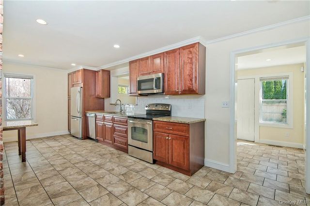 99 Maple Avenue 1, Rye, NY 10580