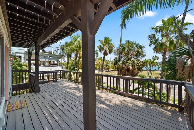 1304 PASS A GRILLE WAY, St Pete Beach, FL 33706