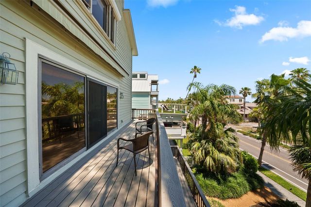 1304 PASS A GRILLE WAY, St Pete Beach, FL 33706