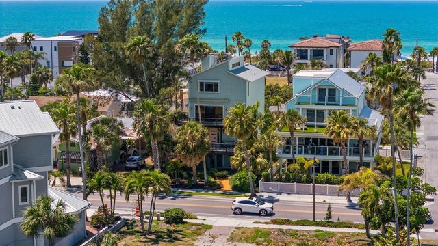 1304 PASS A GRILLE WAY, St Pete Beach, FL 33706