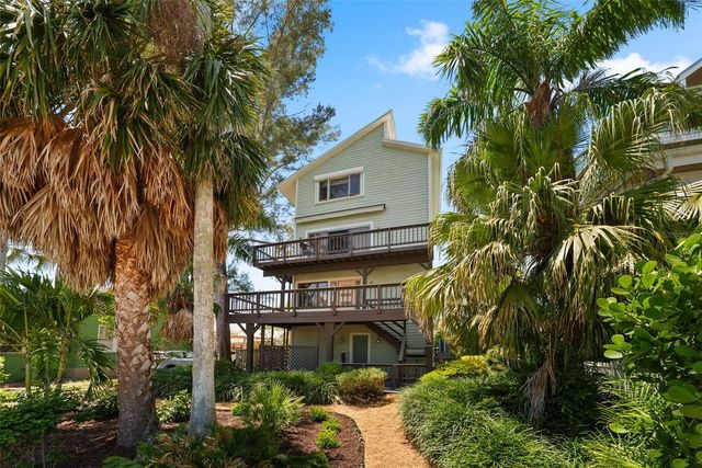 1304 PASS A GRILLE WAY, St Pete Beach, FL 33706