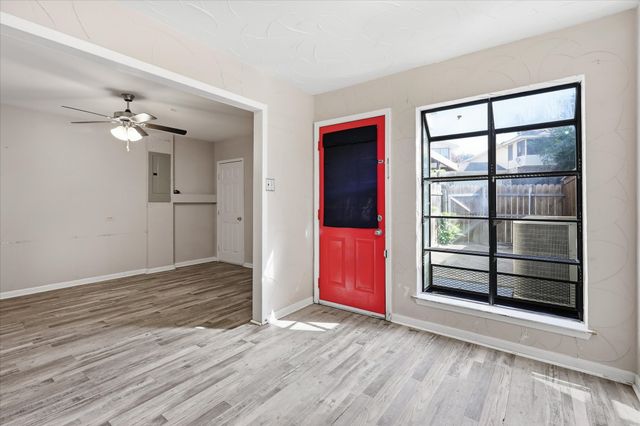 981 Chateau Valee Circle, Bedford, TX 76022