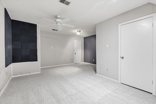981 Chateau Valee Circle, Bedford, TX 76022
