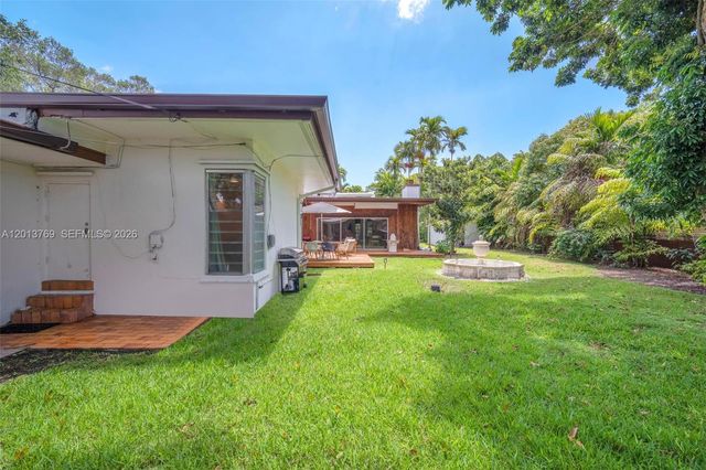 470 NE 113th St 1, Miami, FL 33161