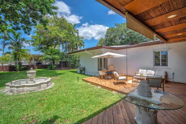 470 NE 113th St 1, Miami, FL 33161