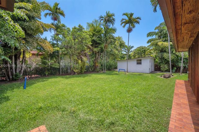 470 NE 113th St 1, Miami, FL 33161