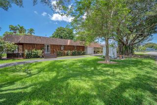 470 NE 113th St 1, Miami, FL 33161