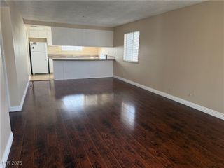 4689 Sand Creek Avenue C, Las Vegas, NV 89103