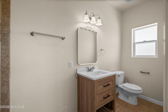 200 Sunshine Valley Court, Las Cruces, NM 88007
