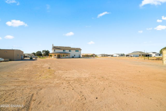 200 Sunshine Valley Court, Las Cruces, NM 88007