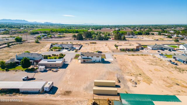 200 Sunshine Valley Court, Las Cruces, NM 88007