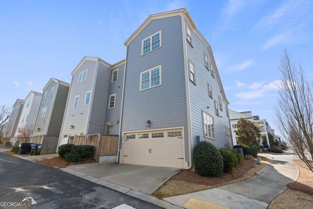 228 Dawson Dr, Woodstock, GA 30188