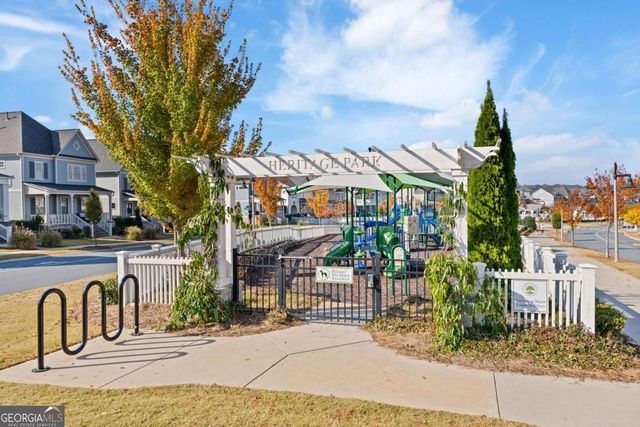 228 Dawson Dr, Woodstock, GA 30188