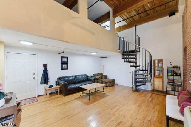 366 Trenton Ave 2F, Paterson City, NJ 07503