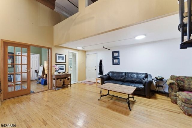 366 Trenton Ave 2F, Paterson City, NJ 07503