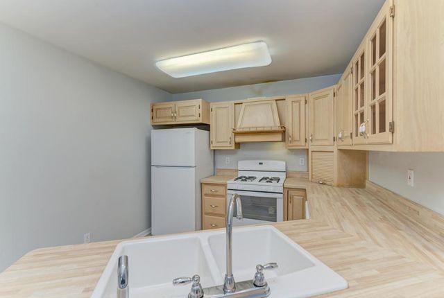 32850 Deer Ridge Drive, Wilmington, IL 60481