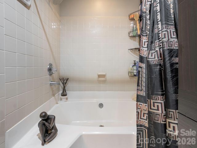 7200 Winery Lane, Charlotte, NC 28227