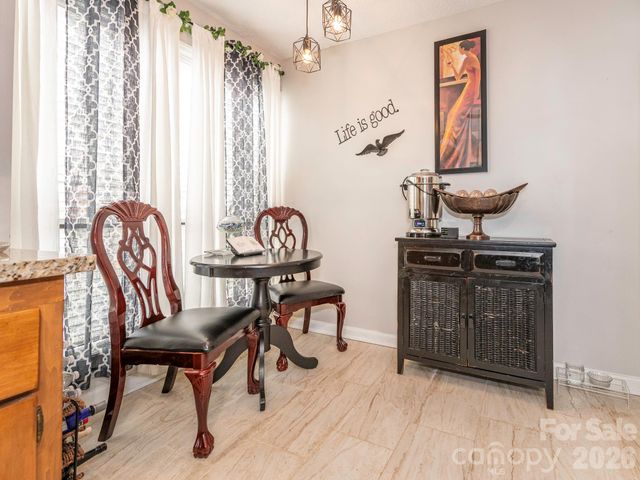 7200 Winery Lane, Charlotte, NC 28227