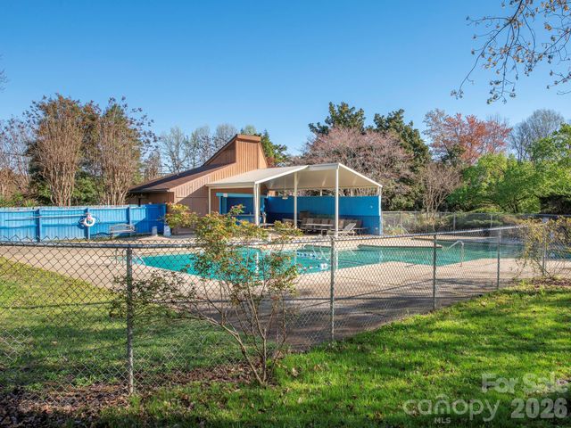 7200 Winery Lane, Charlotte, NC 28227