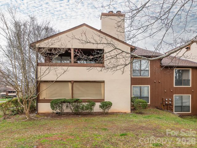 7200 Winery Lane, Charlotte, NC 28227