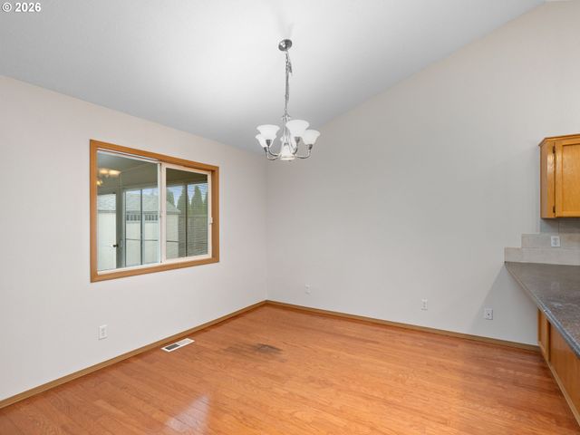 237 Ne WILCOX St, Hillsboro, OR 97124