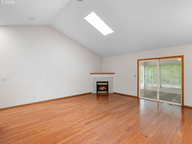 237 Ne WILCOX St, Hillsboro, OR 97124