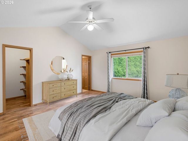 237 Ne WILCOX St, Hillsboro, OR 97124