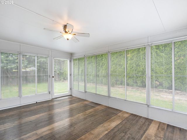237 Ne WILCOX St, Hillsboro, OR 97124