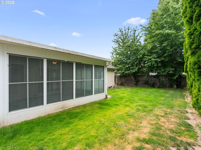 237 Ne WILCOX St, Hillsboro, OR 97124