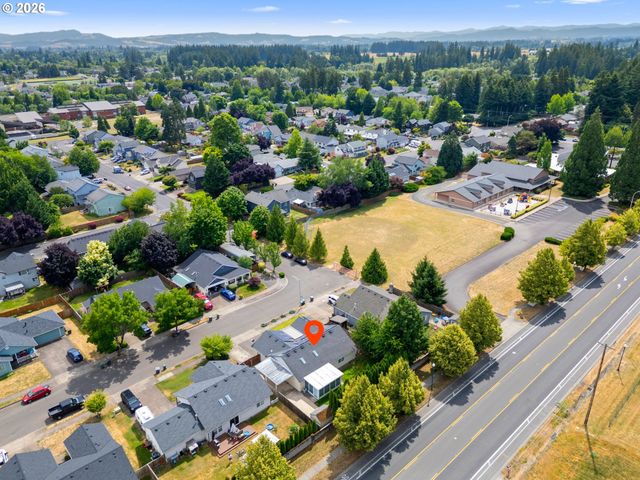 237 Ne WILCOX St, Hillsboro, OR 97124