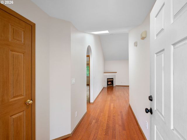 237 Ne WILCOX St, Hillsboro, OR 97124