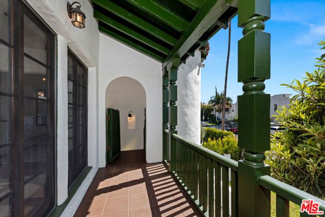 8135 W 4th Street UPSTAIRS, Los Angeles, CA 90048