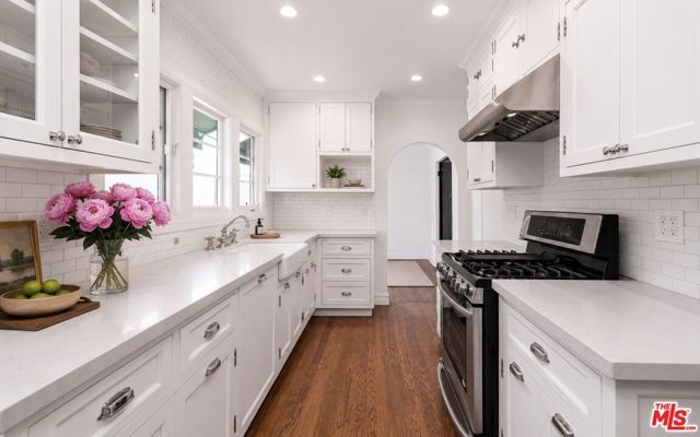 8135 W 4th Street UPSTAIRS, Los Angeles, CA 90048