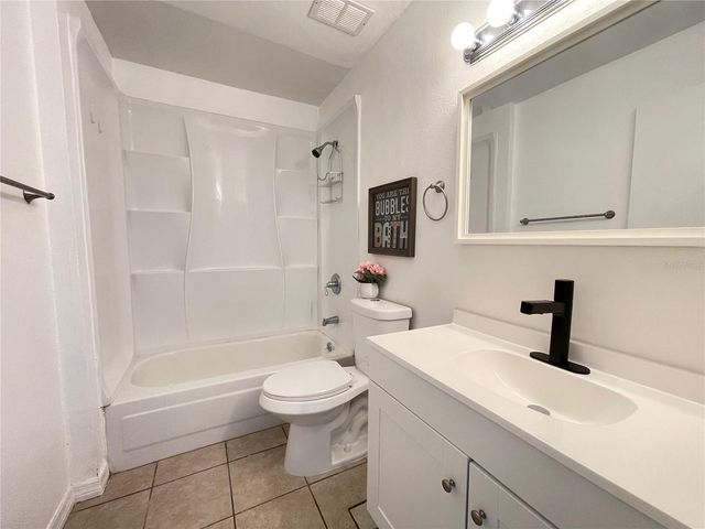 3008 PARKWAY BOULEVARD 107, Kissimmee, FL 34747
