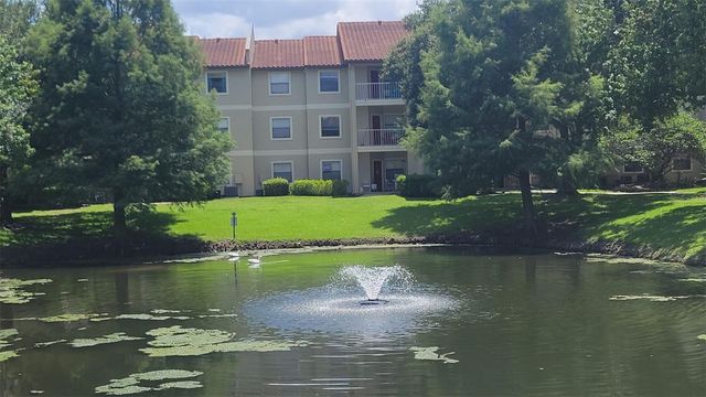 3008 PARKWAY BOULEVARD 107, Kissimmee, FL 34747