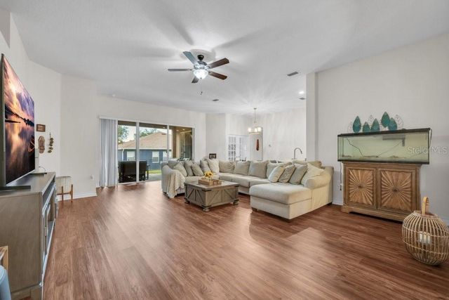 16135 BRIDGEDALE DRIVE, Lithia, FL 33547
