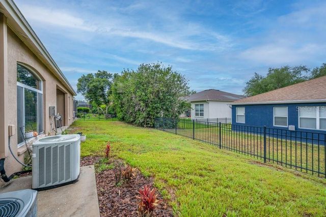 16135 BRIDGEDALE DRIVE, Lithia, FL 33547