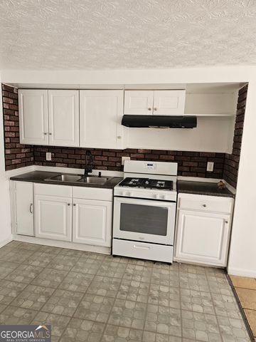 6642 Doublegate Lane, Rex, GA 30273
