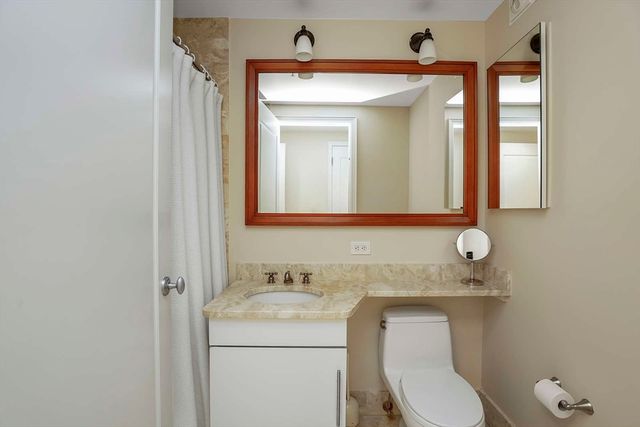 1 Charles St S 602, Boston, MA 02116