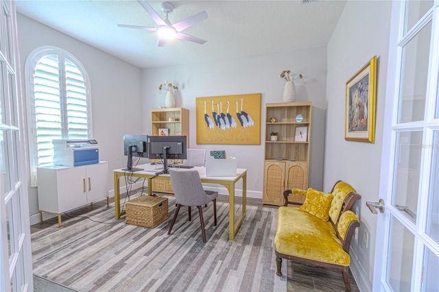 132 LAKE DRIVE, Oviedo, FL 32765