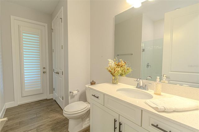 132 LAKE DRIVE, Oviedo, FL 32765