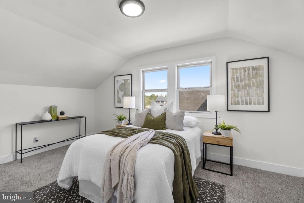 Image 18 of property listing at 1229 NORTH AVE, Baltimore, MD 21227