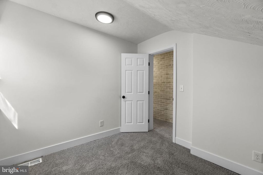 Image 28 of property listing at 1229 NORTH AVE, Baltimore, MD 21227