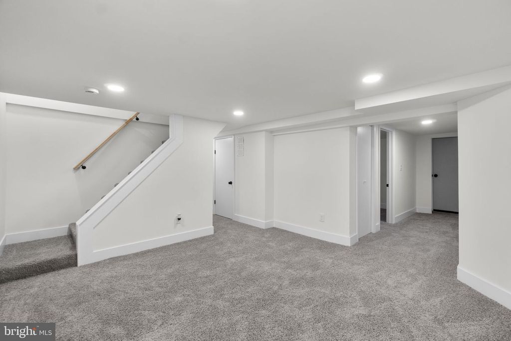 Image 30 of property listing at 1229 NORTH AVE, Baltimore, MD 21227