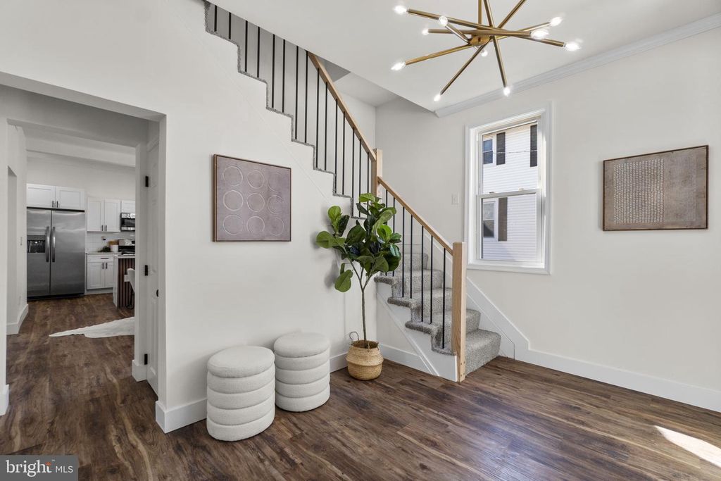 Image 4 of property listing at 1229 NORTH AVE, Baltimore, MD 21227