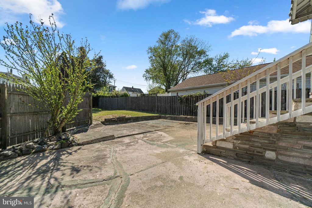 Image 42 of property listing at 1229 NORTH AVE, Baltimore, MD 21227