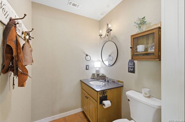 125 River Bluff Dr, Boerne, TX 78006