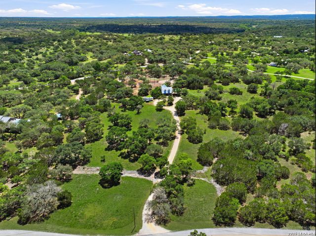 125 River Bluff Dr, Boerne, TX 78006