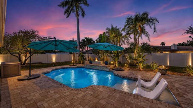 8112 12TH AVENUE NW, Bradenton, FL 34209