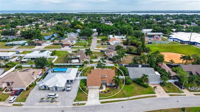 8112 12TH AVENUE NW, Bradenton, FL 34209
